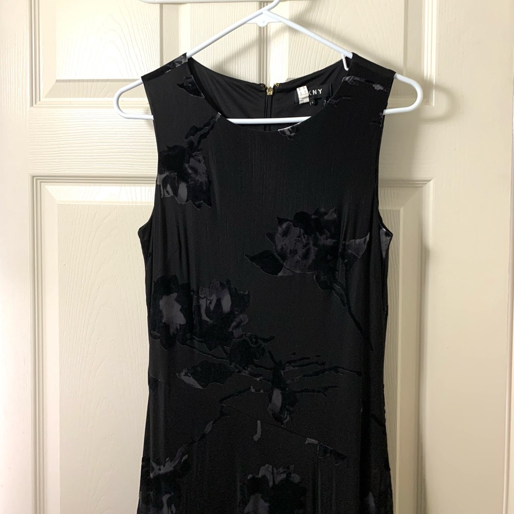 Asymmetrical Stretch Velvet Satin Black Dress Donna Karan - Picture 2 of 9